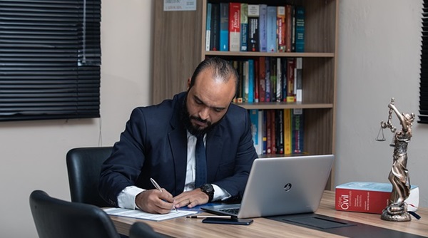 Lire la suite à propos de l’article Le rôle de l’avocat